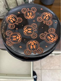 Disney Mickey Mouse Halloween dinner plates set of 8