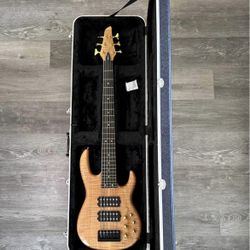 CARVIN BASS LB76P 18v Maple Flame Case Gator