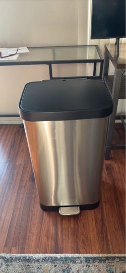 Glad brand 20 gal stainless steel trash can