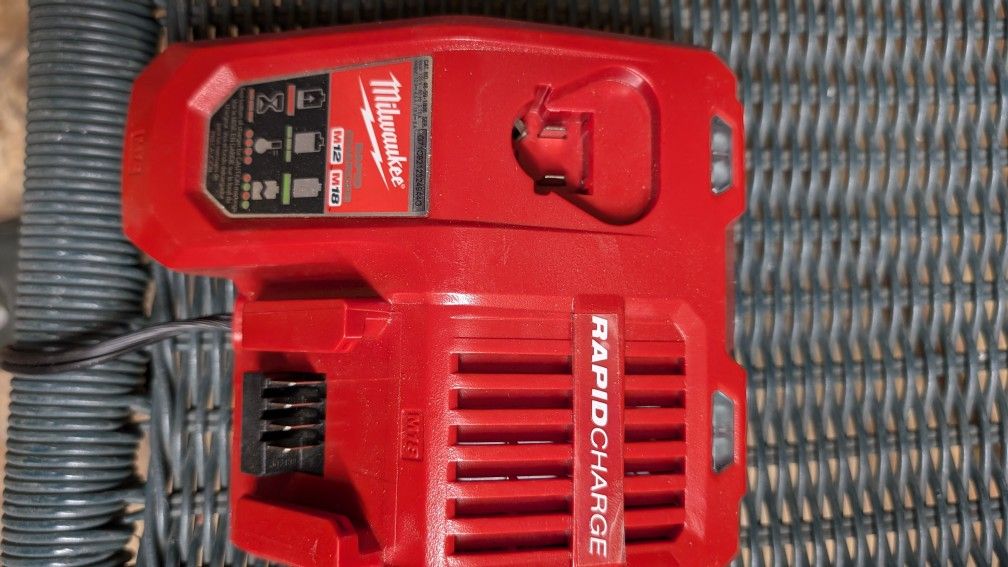 Milwaukee M12 M18 Rapid Charge Pick Up Concord 