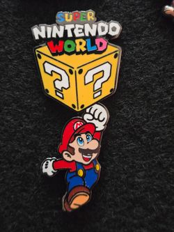 Nintendo Super Nintendo World Mario Pin - Super Mario Video Game Series