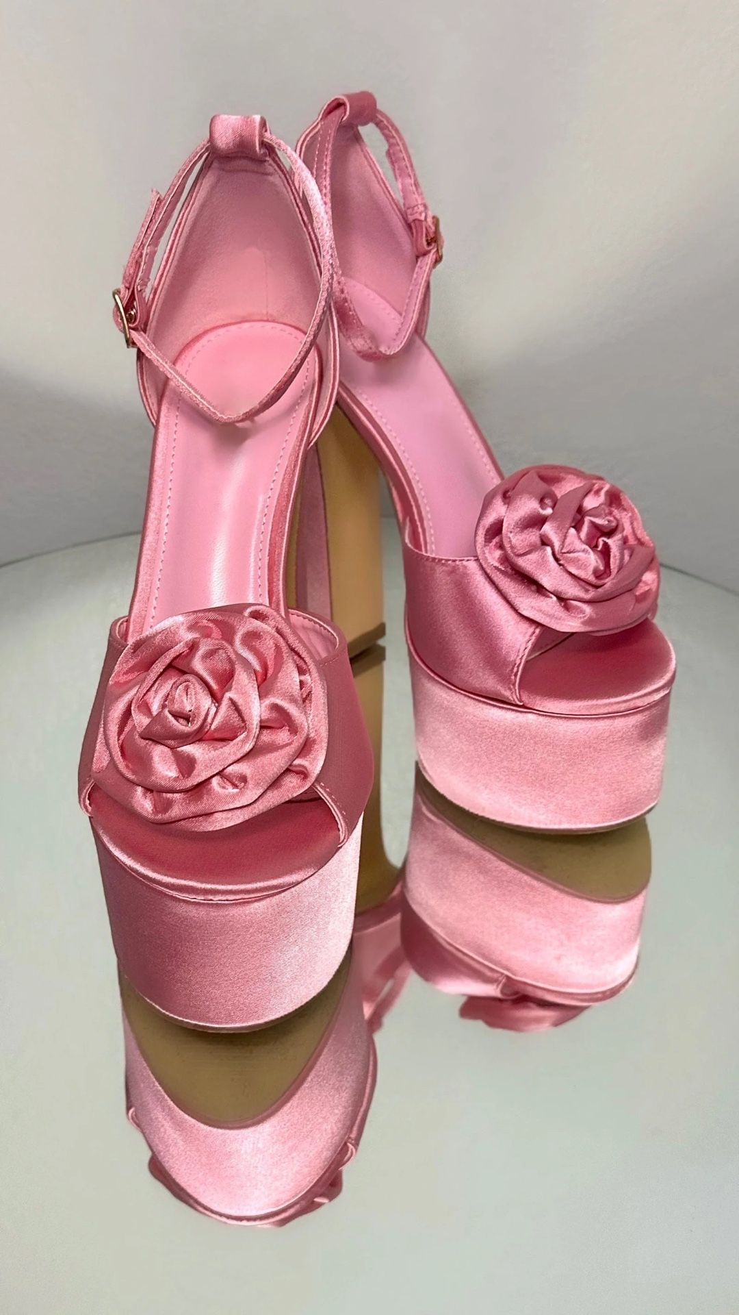 Rose Bud Platform Heels. Wholesale Price, Bulk Sale