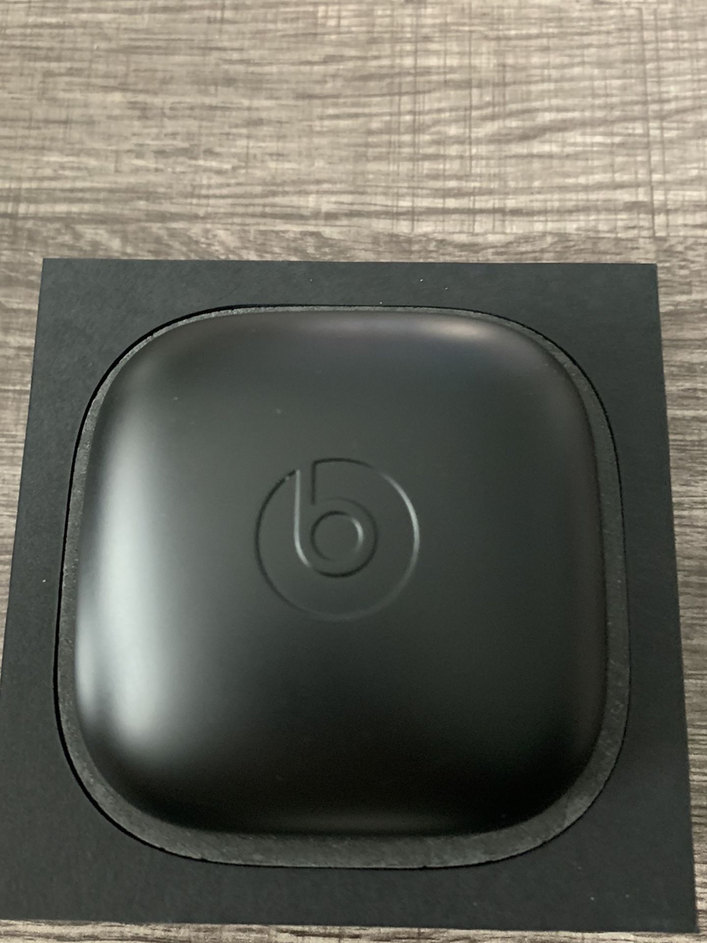 POWERBEATS PRO. OPENED BOX. BRAND NEW. NEVER USED. PERFECT CONDITION
