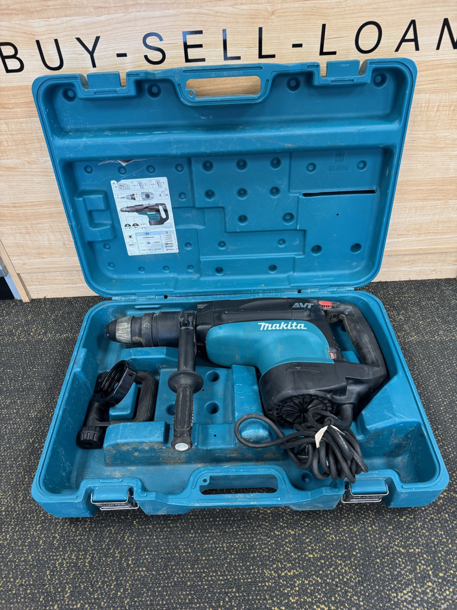 MAKITA HR5210C 15A 2" SDS-MAX Advanced AVT Corded Rotary Hammer W/CASE