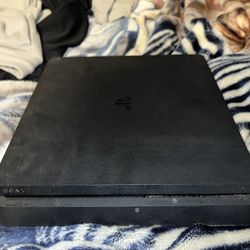 PS4 SLIM