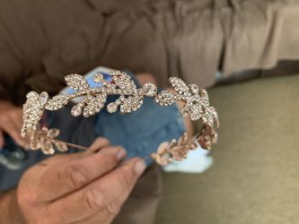 Bride rose gold head piece, Brand new Never worn