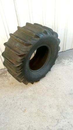 Paddle Tire