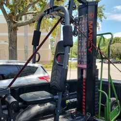 Hercules HomeGym Machine. 150 POUNDS&LIBRAS  WEIGHT  STUCKS 