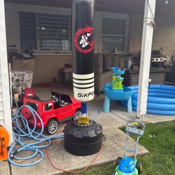 Very sturdy punching bag great for Anything