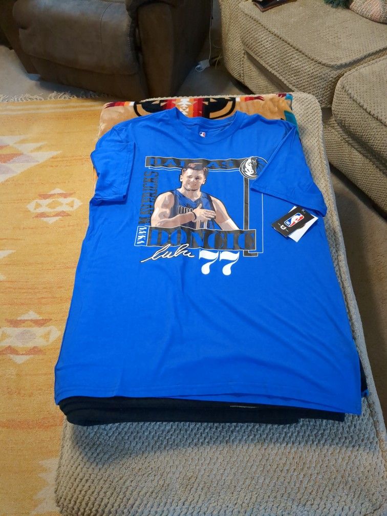Dallas Maverick Luca T Shirt