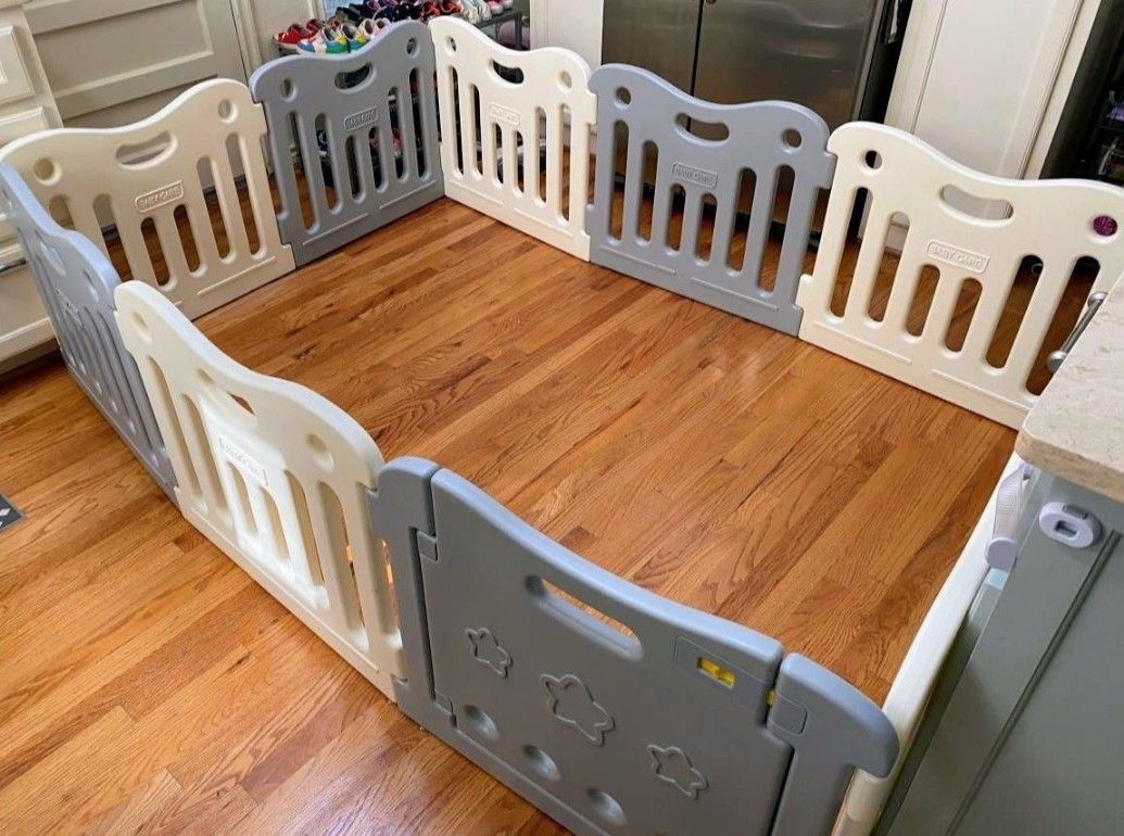 BabyCare 9 Panels Fence Gate PlayYard Play Pen. 30W X 26H