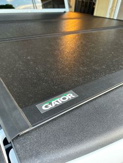 Tri Fold Tonneau Cover F150