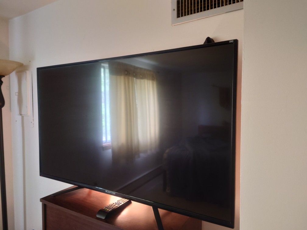 50' Sceptre 4K UHD TV