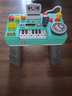 Baby activity table