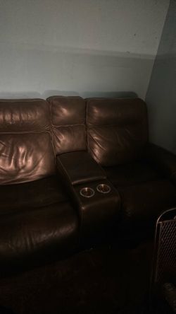 Brown Leather Sofa With Cupholders and Compartment