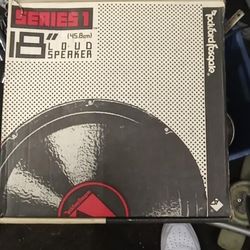 Rockford Fosgate 18