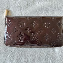 Brown Large Wallet Like New