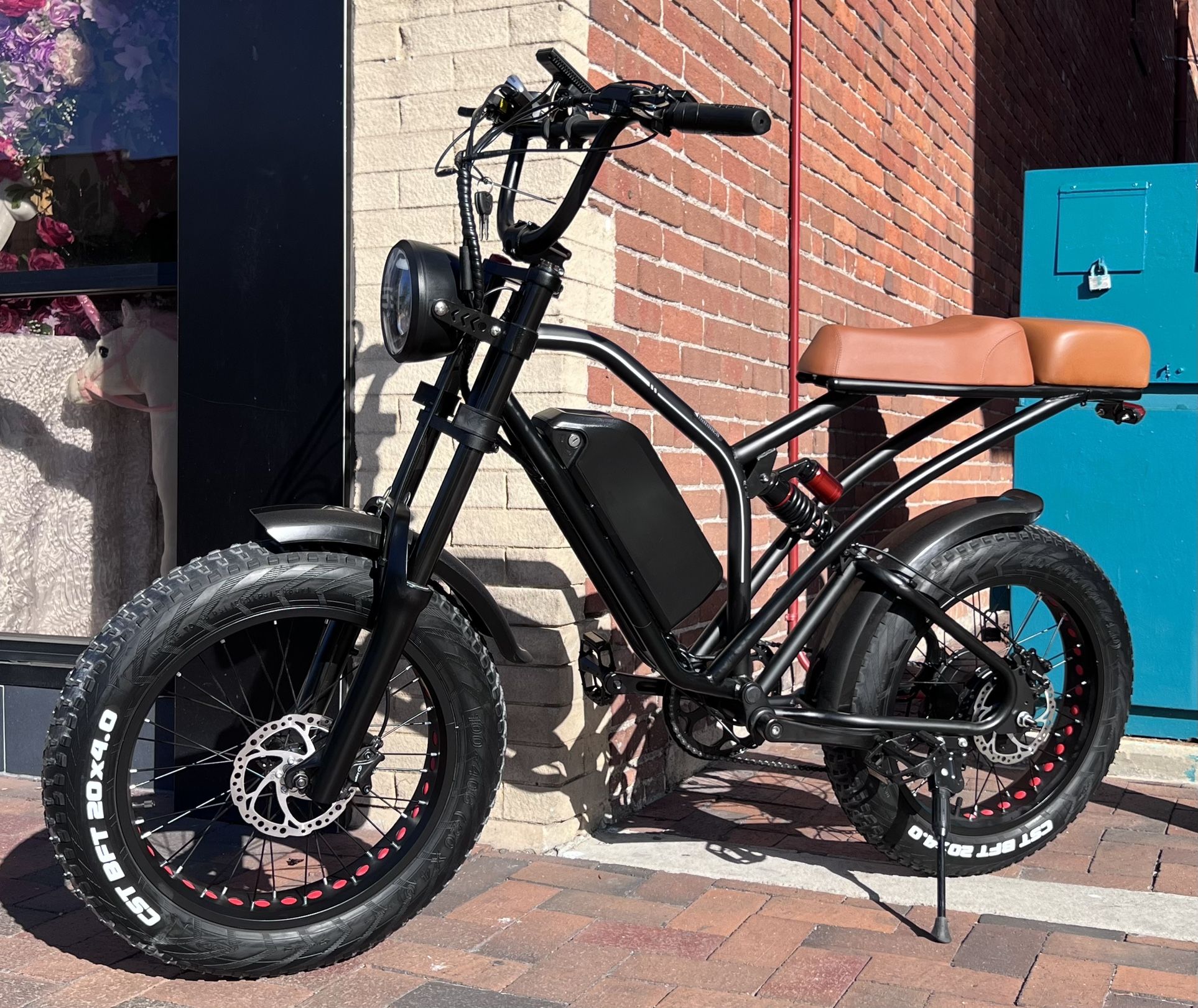 1000 Watt Electric Chopper Retro/70’s Style Ebike Hydraulic Brakes (Full Suspension) 25ah Battery (Black-or-Green)