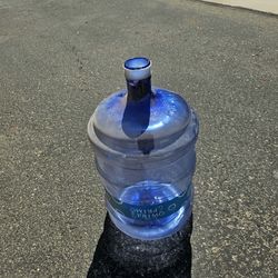 free for pickup today April 8 only must be out of unit today