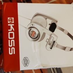 Supreme  Head Phones Koss
