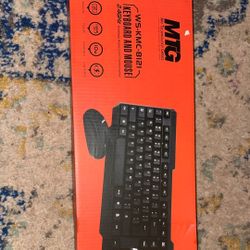 BRAND NEW - mytechnologygeeks keyboard + mouse 