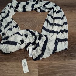 NWT GAP Infinity Scarf 