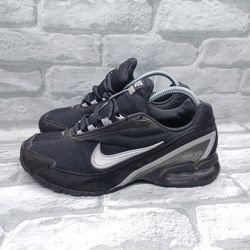 Nike Air Max Torch 3  Mens US 8 Running Shoes Black White Sneakers