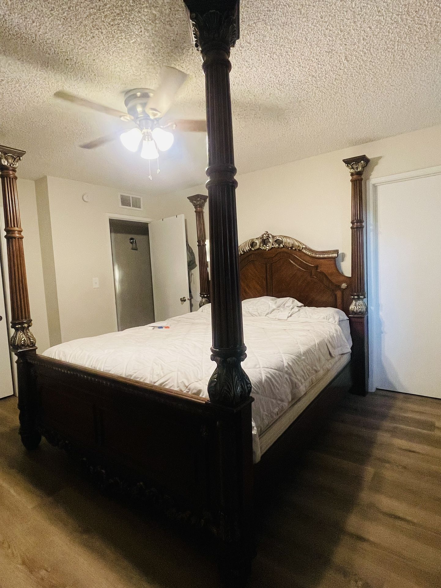 Cal King Bedroom Set