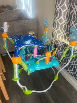 Baby bouncer