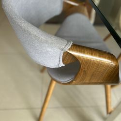 Set of 6 Dining Chairs – Comfortable & Sturdy