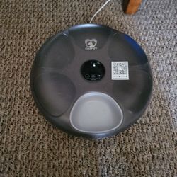 Automatic Wet Food Feeder