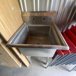 Commercial Single Compartment Sink