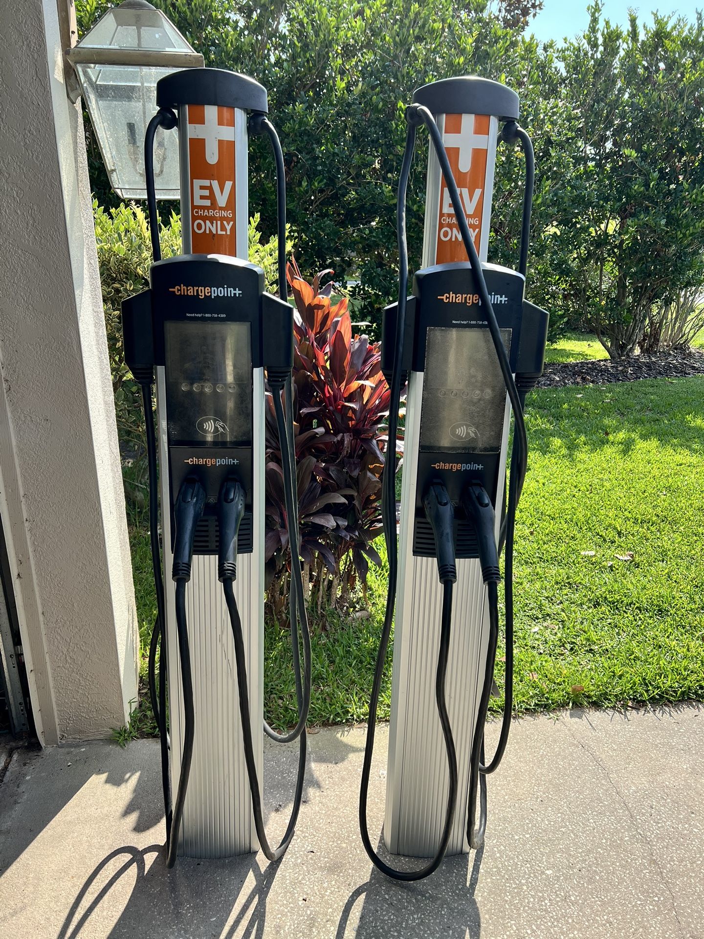 EV Dual Charge Stations