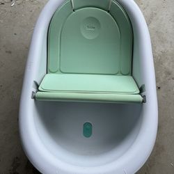 Frida Infant Bathtub
