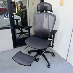 New Modern Temporary Mesh Office Computer Chair With Lumbar Support And Footrest Dark Gray 
