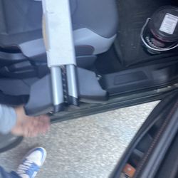 Brand New Audi Q5 roof rack