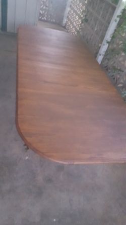 Kitchen /Dining Table