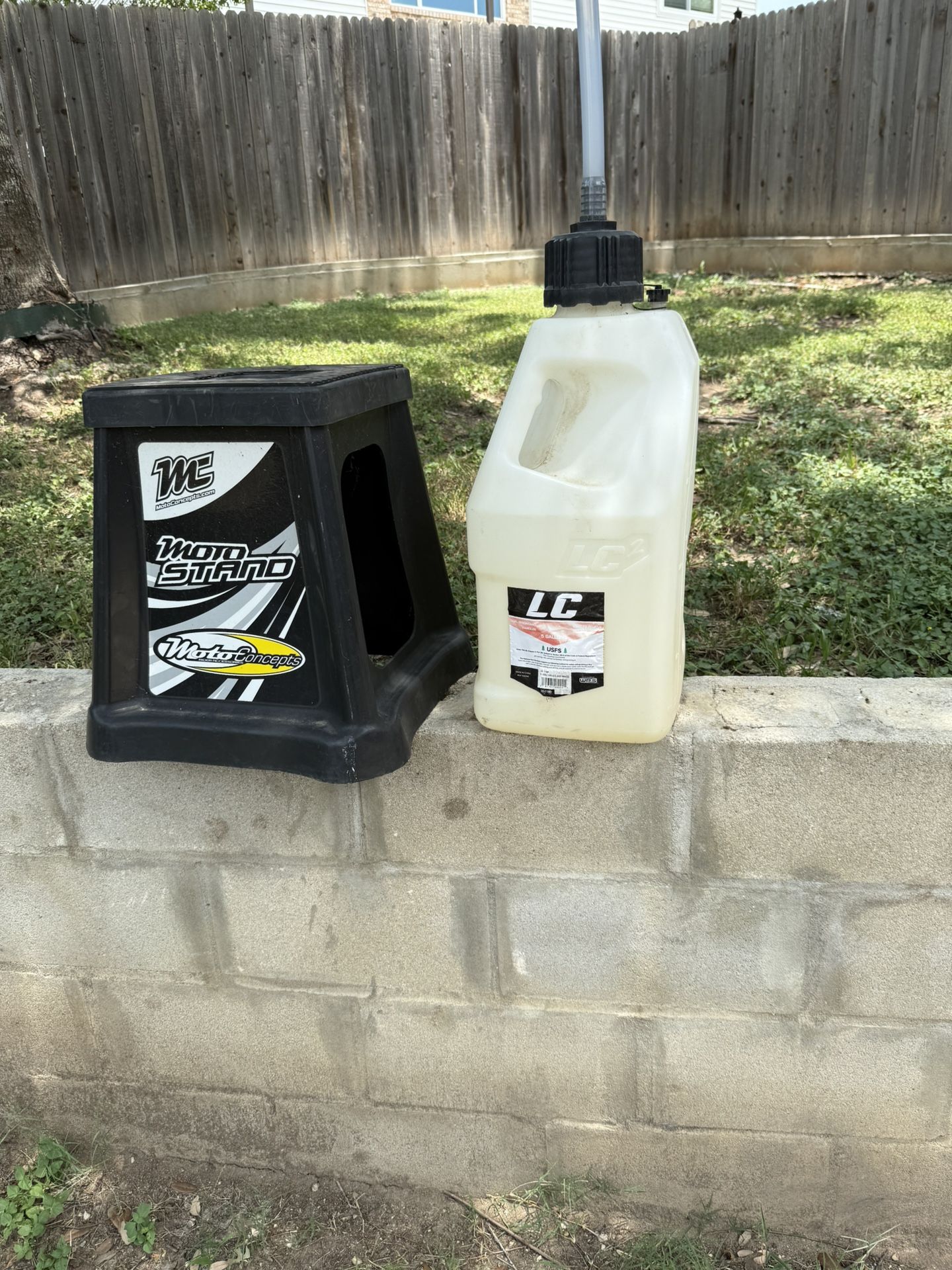 5 Gallon And Dirt Bike Repair Stand