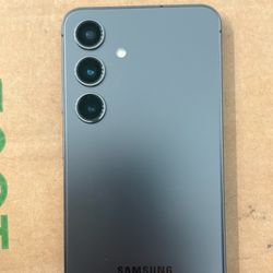 samsung Galaxy s24 128g like new no scratch 