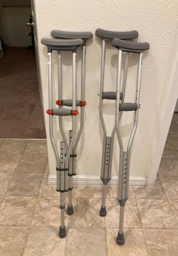 Small crutches