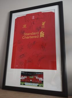 FC LIVERPOOL TEAM SIGNED JERSEY