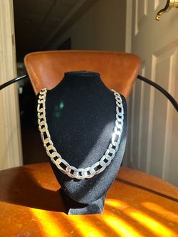 Sterling silver Figaro chain