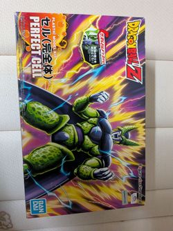 Dragon Ball Z Figure-rise Standard Perfect Cell Model Kit
