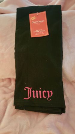 Juicy Couture Black & Hot Pink Hand Towel Set