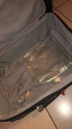 Luggage suitcase