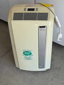 DeLonghi Air conditioner floor model