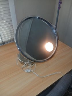 Vanity Mirror(Conair)