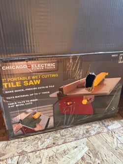 Chicago Electric 7" Portable Wet Cutting Tile Saw