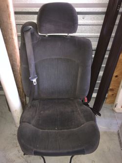 Passenger Seat Chevy/GMC 99-02
