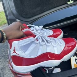 Jordan 11 Retro Cherry  Size 12 
